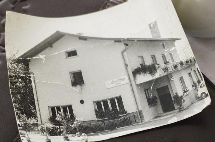 gostilna-rekar-o-nas